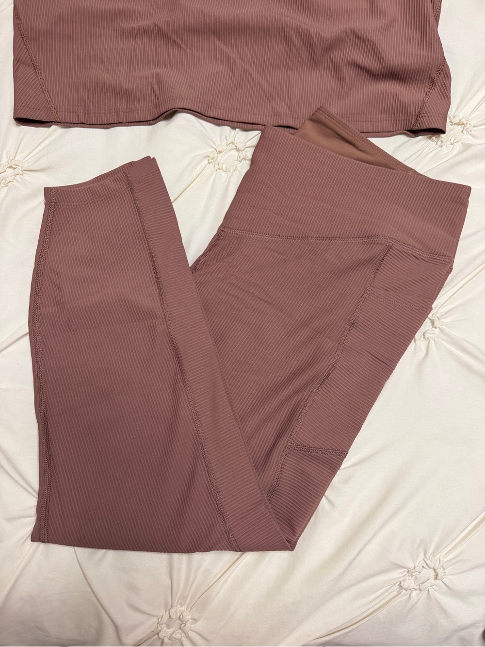 Old Navy Ribbed High-Rise Leggings in Mauve